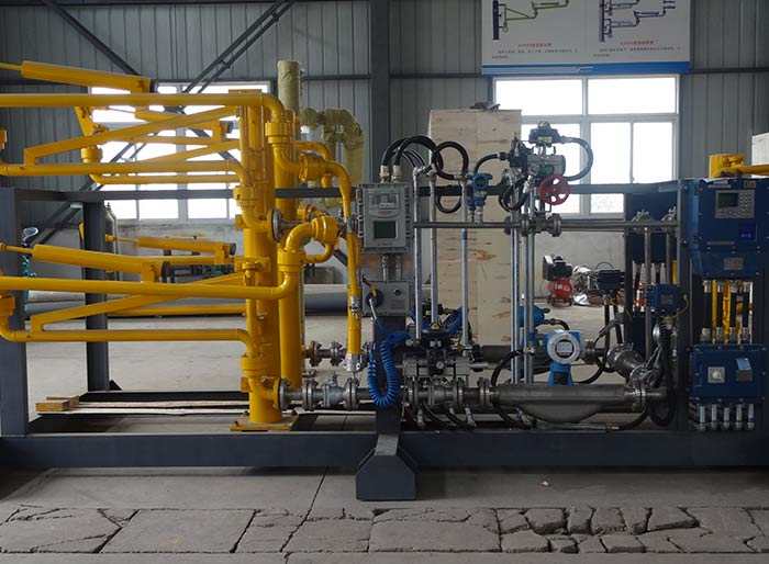 汽(火)車槽車裝卸車鶴管(流體裝卸臂)應用成品圖 汽(火)車槽車裝卸車鶴管(流體裝卸臂)應用成品圖